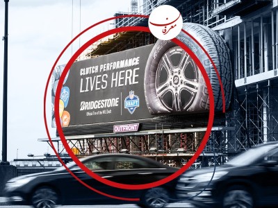 بیلبورد بادی چیست؟ چه مزایایی دارد؟